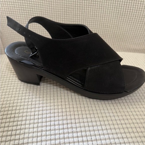 SoleMate Sandal Bundle by Solely Jane - Picture 1 of 9